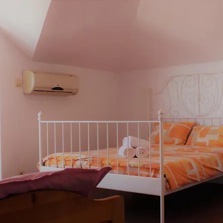 Dream House Πανσιόν
