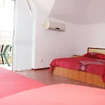 Guest house Dream House