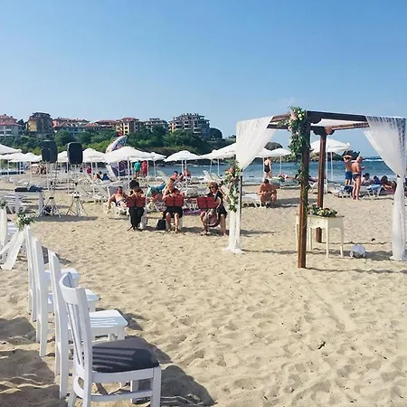 Dream House Konukevi Tsarevo