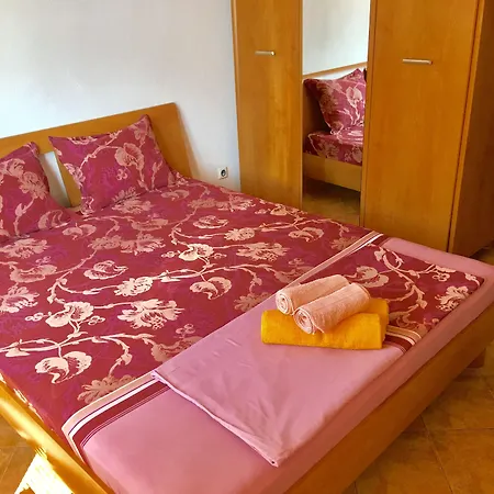 Dream House Konukevi 2*