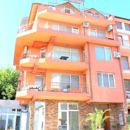 Dream House Guest house 2*